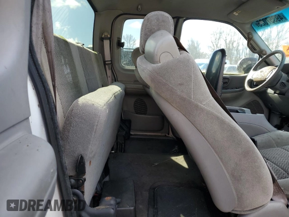 2001 Ford F-150 XL with VIN 1FTZX17281NB94233, listed as a Copart auction lot 49357025 with Not provided miles and Salvage title. Bid and sale history available at DreamBid. Image 10.