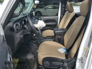 2020 Jeep Gladiator Sport S with VIN 1C6HJTAG5LL109304, listed as a Copart auction lot 55290145 with 83,771 mi miles and Salvage title. Bid and sale history available at DreamBid. Image 7.
