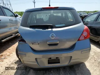 2009 Nissan Versa S z VIN 3N1BC13E89L398834, wystawiony jako Copart lot #53699825 z przebiegiem 124 719 mil mil oraz Szkoda całkowita • Salvage title. Historia ofert i sprzedaży dostępna na DreamBid. Obrazek 6.