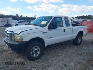 2003 Ford Super Duty F-250 XL with VIN 1FTNX21P83ED86330, listed as a IAAI auction lot 40805998 with 183,832 mi miles. Bid and sale history available at carsss.com. Image 2.