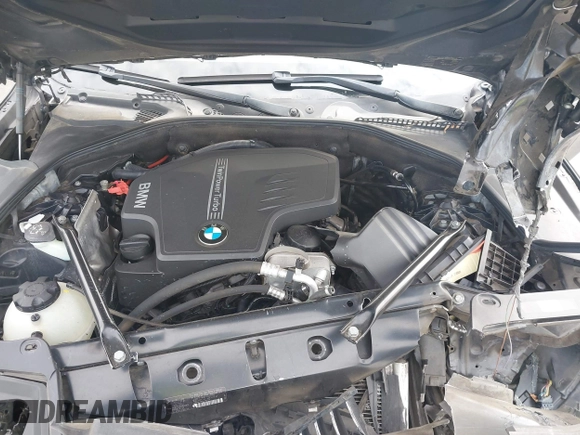 2014 BMW 5 Series 528i with VIN WBA5A5C52ED503033, listed as a IAAI auction lot 41562997 with 127,564 mi miles. Bid and sale history available at carsss.com. Image 10.