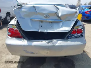 2006 Toyota Camry STD with VIN 4T1BE32K26U164258, listed as a IAAI auction lot 42120723 with 172,018 mi miles. Bid and sale history available at carsss.com. Image 6.