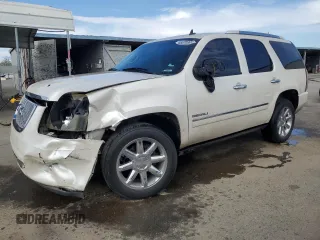 2012 GMC Yukon Denali with VIN 1GKS2EEF0CR181781, listed as a Copart auction lot 46370395 with 177,592 mi miles and Salvage Title. Bid and sale history available at carsss.com. Image 1.