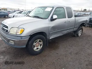 2001 Toyota Tundra SR5 with VIN 5TBRT341X1S204718, listed as a IAAI auction lot 41760173 with 233,734 mi miles and . Bid and sale history available at DreamBid. Image 2.