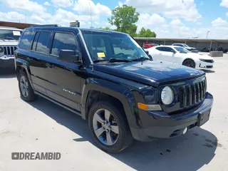 2015 Jeep Patriot High Altitude z VIN 1C4NJPFA1FD107099, wystawiony jako IAAI lot #42608134 z przebiegiem 171 991 mil mil oraz . Historia ofert i sprzedaży dostępna na DreamBid. Obrazek 1.