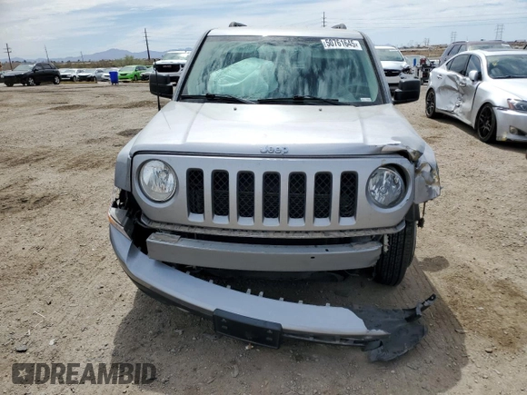 2017 Jeep Patriot High Altitude with VIN 1C4NJPFA5HD122871, listed as a Copart auction lot 50761645 with 105,186 mi miles and Salvage Title. Bid and sale history available at carsss.com. Image 5.