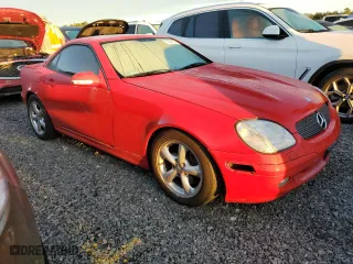 2002 Mercedes-Benz SLK-Class 3.2L with VIN WDBKK65F22F250437, listed as a Copart auction lot 82409184 with 0 mi miles and Non Repairable. Bid and sale history available at carsss.com. Image 4.