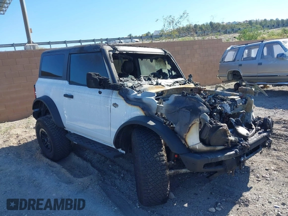 2022 Ford Bronco with VIN 1FMDE5CP5NLB62541, listed as a IAAI auction lot 42185029 with Not provided miles and . Bid and sale history available at DreamBid. Image 1.