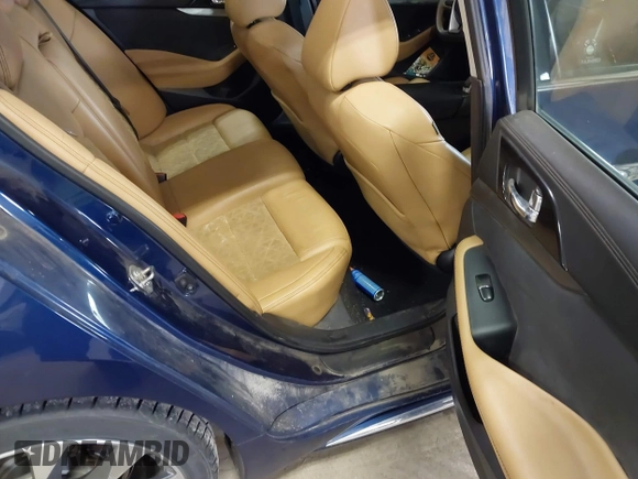 2016 Nissan Maxima SL with VIN 1N4AA6AP6GC425575, listed as a IAAI auction lot 41463093 with 135,920 mi miles and . Bid and sale history available at DreamBid. Image 8.