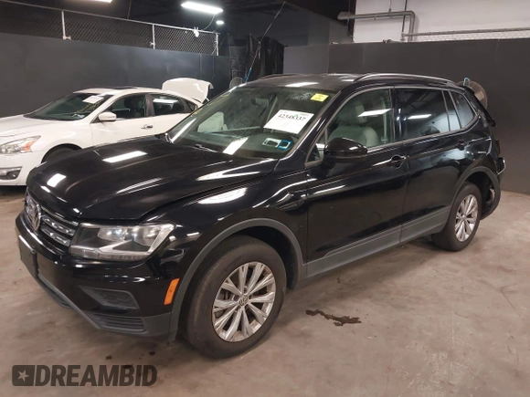2020 Volkswagen Tiguan S with VIN 3VV0B7AX4LM117114, listed as a IAAI auction lot 42348337 with 51,654 mi miles and . Bid and sale history available at DreamBid. Image 2.