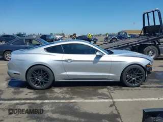 2019 Ford Mustang EcoBoost с VIN 1FA6P8TH8K5194620, выставлен на аукционе IAAI как лот 42162362 с пробегом 29 121 миль миль и . История ставок и продаж доступна на DreamBid. Изображение 14.