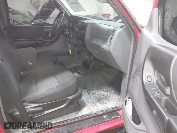 2004 Ford Ranger Edge Plus with VIN 1FTYR11U44PA40515, listed as a IAAI auction lot 41833097 with 30,131 mi miles. Bid and sale history available at carsss.com. Image 5.