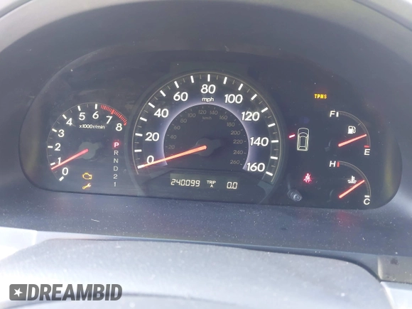 2008 Honda Odyssey EX-L with VIN 5FNRL38628B410157, listed as a IAAI auction lot 42072217 with 240,099 mi miles and . Bid and sale history available at DreamBid. Image 7.