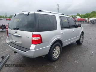 2010 Ford Expedition Limited z VIN 1FMJU2A5XAEB71496, wystawiony jako IAAI lot #42234571 z przebiegiem 267 867 mil mil oraz . Historia ofert i sprzedaży dostępna na DreamBid. Obrazek 4.