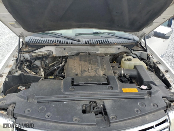 2009 Lincoln Navigator with VIN 5LMFU28539EJ00256, listed as a Copart auction lot 76085394 with 230,298 mi miles and Salvage Title. Bid and sale history available at carsss.com. Image 12.