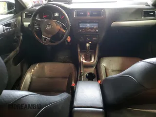 2013 Volkswagen Jetta SE with VIN 3VWDP7AJ2DM424549, listed as a Copart auction lot 52238075 with 268,512 mi miles and Salvage title. Bid and sale history available at DreamBid. Image 8.