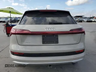 2019 Audi e-tron Prestige with VIN WA1VABGEXKB011122, listed as a Copart auction lot 48333563 with 25,542 mi miles. Bid and sale history available at carsss.com. Image 6.