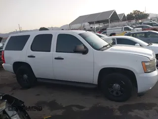 2009 Chevrolet Tahoe Police z VIN 1GNEC03059R274545, wystawiony jako IAAI lot #41156691 z przebiegiem 195 702 mil mil oraz . Historia ofert i sprzedaży dostępna na DreamBid. Obrazek 14.