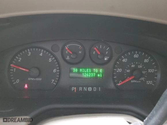 2006 Ford Taurus SE with VIN 1FAHP53216A187766, listed as a Copart auction lot 84774414 with 126,237 mi miles and Clean Title. Bid and sale history available at carsss.com. Image 9.