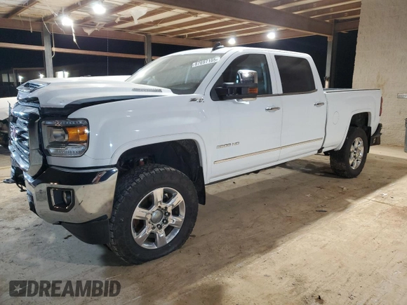 2018 GMC Sierra 2500HD SLT with VIN 1GT12TEY7JF279153, listed as a Copart auction lot 87697105 with 121,082 mi miles and Salvage Title. Bid and sale history available at carsss.com. Image 1.