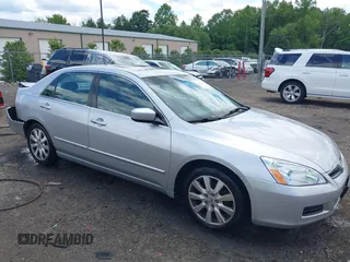 2007 Honda Accord EX-L z VIN 1HGCM66897A073729, wystawiony jako IAAI lot #42308276 z przebiegiem 125 064 mil mil oraz . Historia ofert i sprzedaży dostępna na DreamBid. Obrazek 1.