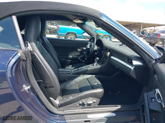 2013 Porsche 911 Carrera S with VIN WP0CB2A91DS155277, listed as a IAAI auction lot 39724872 with 49,879 mi miles. Bid and sale history available at carsss.com. Image 5.