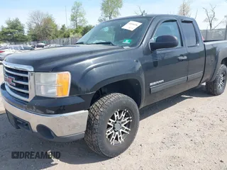 2012 GMC Sierra 1500 SLE z VIN 1GTR2VE7XCZ165672, wystawiony jako IAAI lot #42056656 z przebiegiem 161 851 mil mil oraz . Historia ofert i sprzedaży dostępna na DreamBid. Obrazek 2.