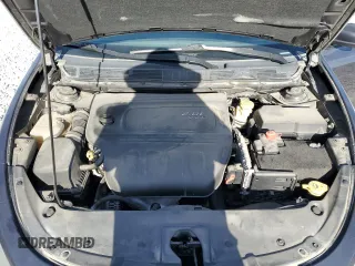 2013 Dodge Dart SXT z VIN 1C3CDFBAXDD326434, wystawiony jako Copart lot #56487155 z przebiegiem 139 750 mil mil oraz Szkoda całkowita • Salvage title. Historia ofert i sprzedaży dostępna na DreamBid. Obrazek 11.