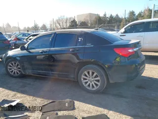 2012 Chrysler 200 Touring with VIN 1C3CCBBB8CN226491, listed as a IAAI auction lot 41608959 with 212,531 mi miles. Bid and sale history available at carsss.com. Image 14.