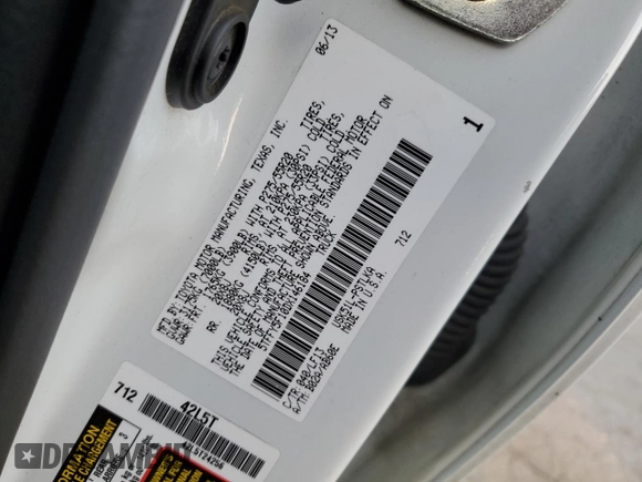 2013 Toyota Tundra Limited with VIN 5TFFY5F10DX146184, listed as a Copart auction lot 83433164 with 156,559 mi miles and Salvage title. Bid and sale history available at DreamBid. Image 13.