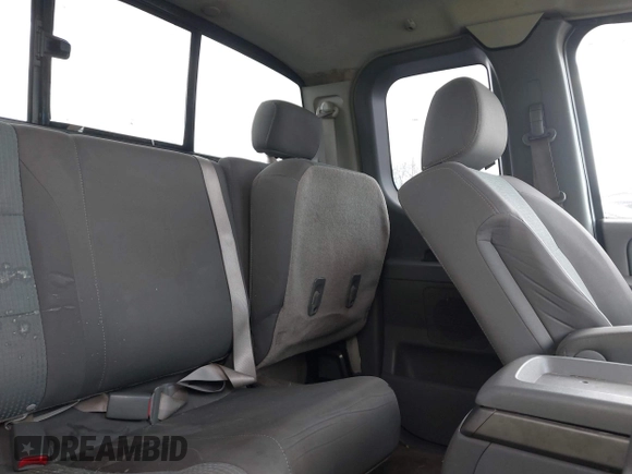 2005 Nissan Titan XE with VIN 1N6BA06A75N567013, listed as a IAAI auction lot 41971758 with 253,664 mi miles. Bid and sale history available at carsss.com. Image 8.