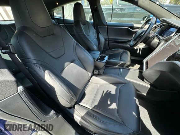 2016 Tesla Model S 90D with VIN 5YJSA1E29GF153669, listed as a Copart auction lot 63765555 with 87,476 mi miles and Clean title. Bid and sale history available at DreamBid. Image 5.