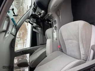 2012 Toyota Highlander with VIN 5TDBK3EH0CS163073, listed as a Copart auction lot 46930795 with 147,444 mi miles and Clean Title. Bid and sale history available at carsss.com. Image 5.