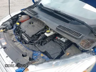 2017 Ford Escape SE с VIN 1FMCU9GD9HUB87656, выставлен на аукционе IAAI как лот 42233585 с пробегом 116 558 миль миль и . История ставок и продаж доступна на DreamBid. Изображение 10.