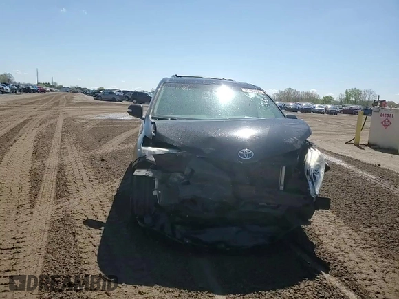 2013 Toyota Sienna XLE AAS with VIN 5TDYK3DC9DS391882, listed as a Copart auction lot 55762605 with 207,001 mi miles and Clean title. Bid and sale history available at DreamBid. Image 15.