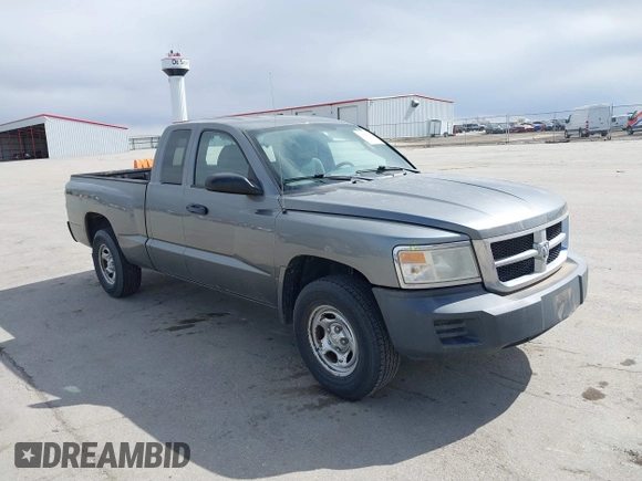 2008 Dodge Dakota ST with VIN 1D7HE22K28S513299, listed as a IAAI auction lot 41855012 with 175,765 mi miles and . Bid and sale history available at carsss.com. Image 1.