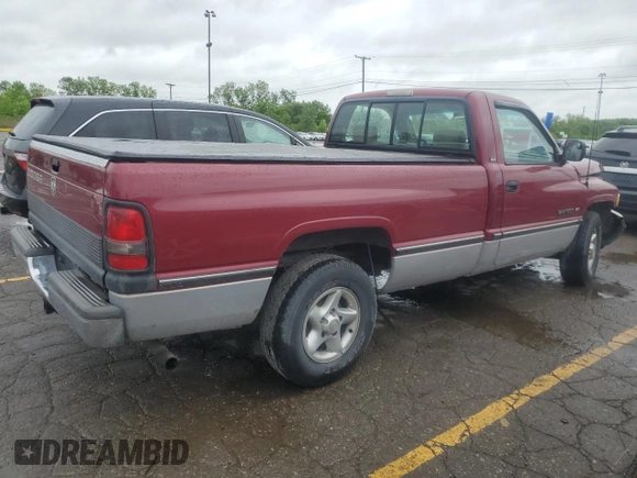 1996 Dodge 1500 z VIN 1B7HC16Y2TJ139882, wystawiony jako Copart lot #57718955 z przebiegiem 108 136 mil mil oraz Czysty tytuł • Clean title. Historia ofert i sprzedaży dostępna na DreamBid. Obrazek 3.