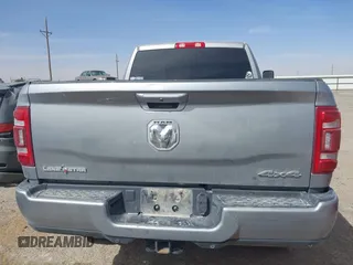 2022 Ram 2500 Big Horn z VIN 3C6UR5DL1NG178793, wystawiony jako IAAI lot #41810830 z przebiegiem 76 551 mil mil oraz . Historia ofert i sprzedaży dostępna na DreamBid. Obrazek 16.