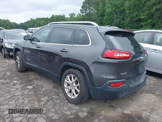 2016 Jeep Cherokee Altitude with VIN 1C4PJMCB6GW117878, listed as a IAAI auction lot 42418402 with 139,665 mi miles and . Bid and sale history available at DreamBid. Image 3.