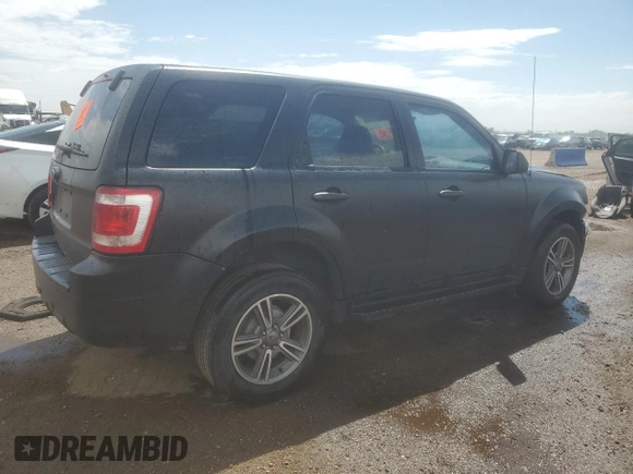 2008 Ford Escape XLT z VIN 1FMCU031X8KB27551, wystawiony jako Copart lot #62504245 z przebiegiem 206 839 mil mil oraz Szkoda całkowita • Salvage title. Historia ofert i sprzedaży dostępna na DreamBid. Obrazek 3.