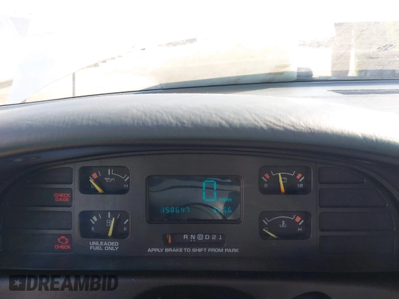 1995 Chevrolet Caprice z VIN 1G1BL52W0SR183101, wystawiony jako IAAI lot #42471866 z przebiegiem 158 647 mil mil oraz . Historia ofert i sprzedaży dostępna na DreamBid. Obrazek 7.