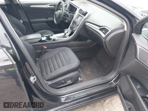 2015 Ford Fusion SE z VIN 1FA6P0H75FS116481, wystawiony jako IAAI lot #41629378 z przebiegiem 132 528 mil mil oraz . Historia ofert i sprzedaży dostępna na DreamBid. Obrazek 5.