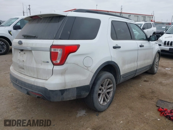 2016 Ford Explorer with VIN 1FM5K8B88GGA34833, listed as a IAAI auction lot 41614997 with 203,128 mi miles and . Bid and sale history available at carsss.com. Image 4.