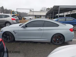 2017 BMW M4 z VIN WBS3R9C53HK709173, wystawiony jako IAAI lot #41978162 z przebiegiem 105 427 mil mil oraz . Historia ofert i sprzedaży dostępna na DreamBid. Obrazek 14.
