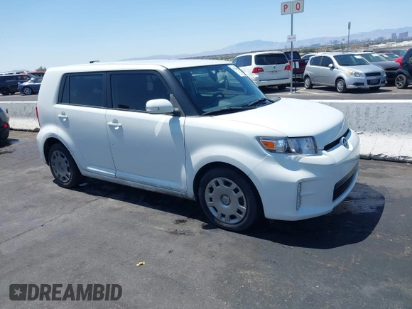 2014 Scion xB with VIN JTLZE4FE8EJ060455, listed as a IAAI auction lot 42114398 with 1 mi miles. Bid and sale history available at carsss.com. Image 1.