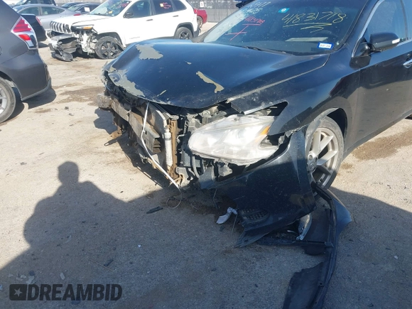 2010 Nissan Maxima S z VIN 1N4AA5AP5AC862565, wystawiony jako IAAI lot #41831718 z przebiegiem 147 180 mil mil oraz . Historia ofert i sprzedaży dostępna na DreamBid. Obrazek 6.