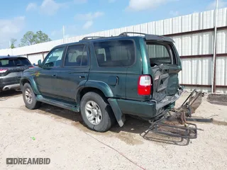 2001 Toyota 4Runner SR5 with VIN JT3GN86R310186434, listed as a IAAI auction lot 41955632 with 206,121 mi miles. Bid and sale history available at carsss.com. Image 3.