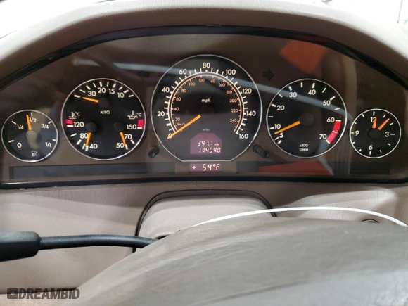 2000 Mercedes-Benz SL-Class with VIN WDBFA68F5YF190985, listed as a Copart auction lot 45644195 with 114,040 mi miles and Clean Title. Bid and sale history available at carsss.com. Image 9.