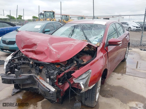 2014 Nissan Altima 2.5 with VIN 1N4AL3AP3EC157543, listed as a IAAI auction lot 41902068 with 77,672 mi miles. Bid and sale history available at carsss.com. Image 18.