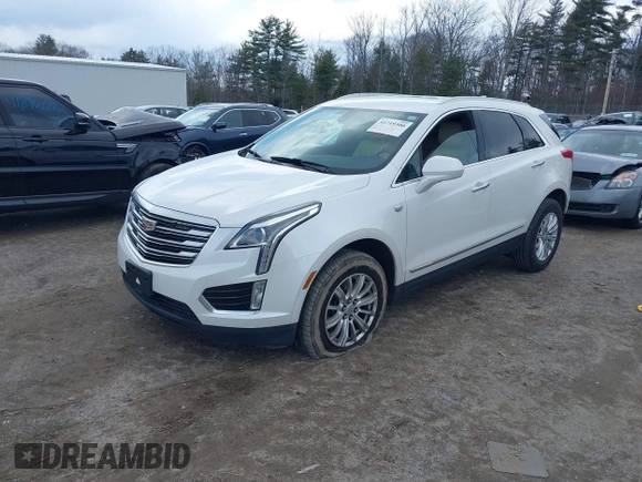 2017 Cadillac XT5 FWD with VIN 1GYKNARS2HZ310866, listed as a IAAI auction lot 41865458 with 70,375 mi miles. Bid and sale history available at carsss.com. Image 2.